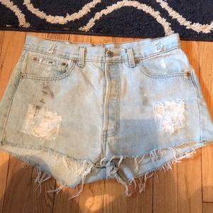 High waisted Levi shorts